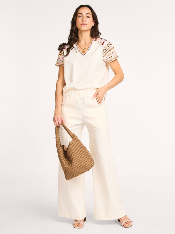 Ontdek de Solis katoenen top met borduursel van Louizon in de kleur crème bij Orangebag. Op werkdagen voor 21:45 besteld, morgen in huis.