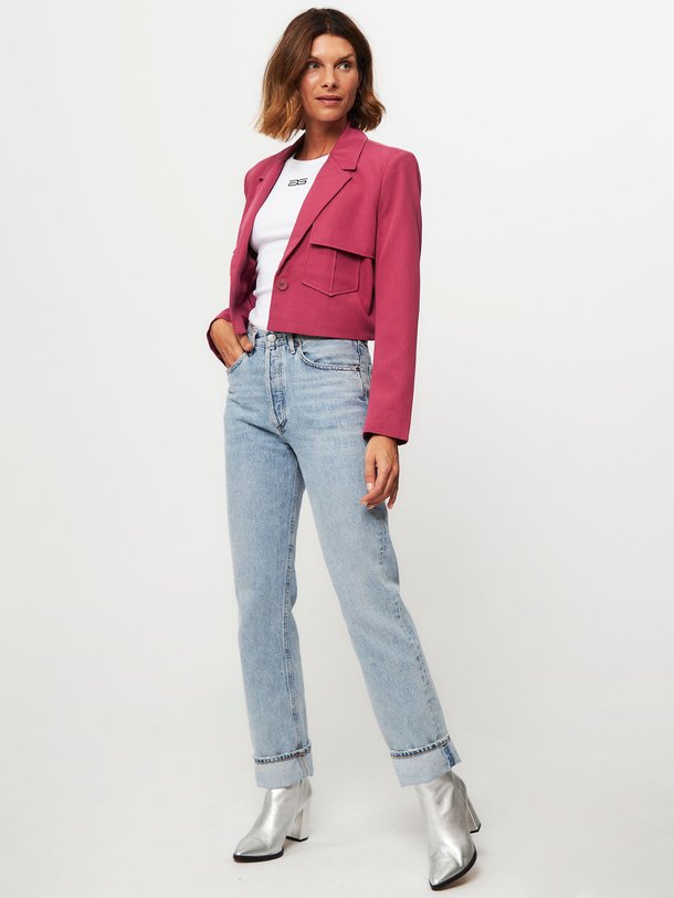 Ontdek de Xanne viscosemix cropped blazer van Freebird in de kleur oud roze bij Orangebag. Op werkdagen voor 21:45 besteld, morgen in huis.