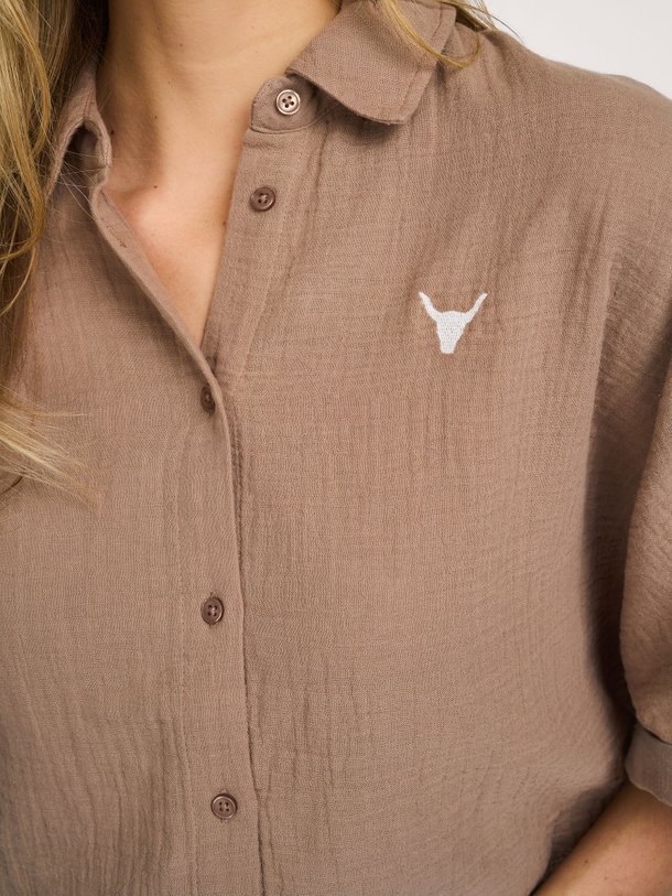 Ontdek de ladies woven oversized crinkle blouse van Alix The Label bij Orangebag. Op werkdagen voor 21:45 besteld, morgen in huis.