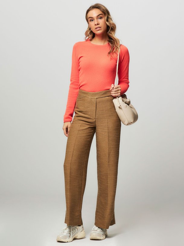 Ontdek de Linnenmix slub pantalon van Ganni in de kleur camel bij Orangebag. Op werkdagen voor 21:45 besteld, morgen in huis.