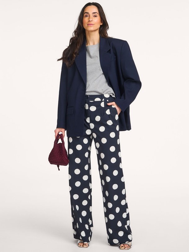 Ontdek de Scout heavy travel jersey broek van Studio Anneloes in de kleur Donkerblauw bij Orangebag. Op werkdagen voor 21:45 besteld, morgen in huis.