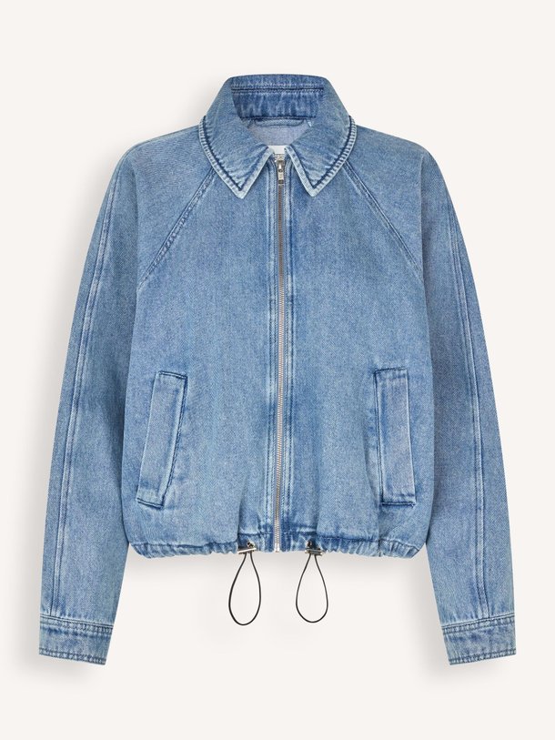 Ontdek de Rio denim jack van Second Female in de kleur Blauw bij Orangebag. Op werkdagen voor 21:45 besteld, morgen in huis.