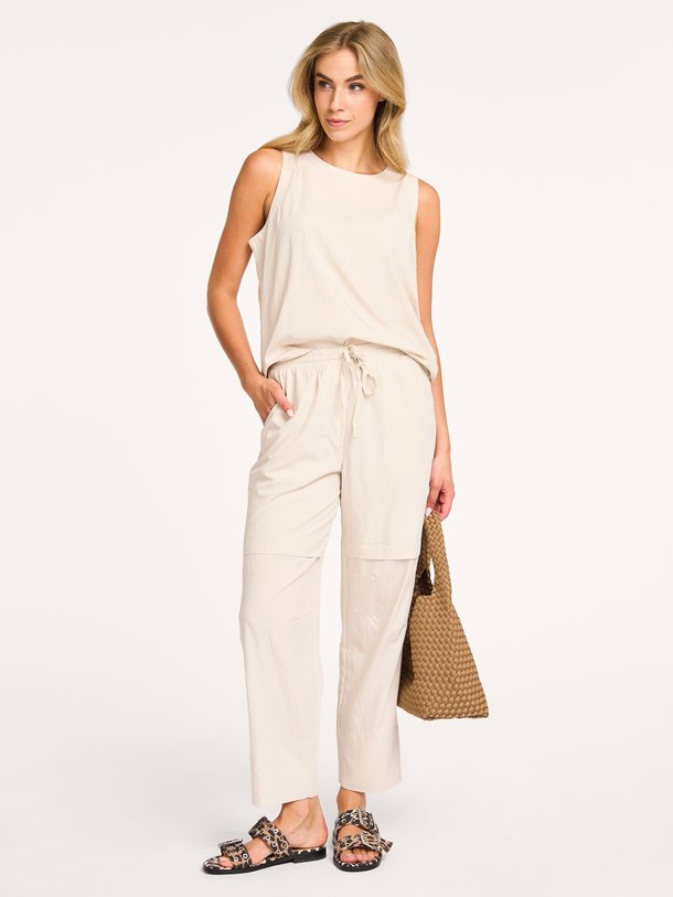 Ontdek de Rayonmix broek van Yaya in de kleur beige bij Orangebag. Op werkdagen voor 21:45 besteld, morgen in huis.