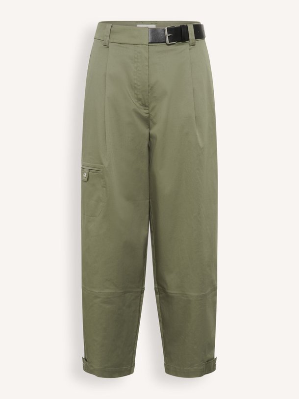 Ontdek de Gina katoenmix broek van Karen By Simonsen in de kleur Groen bij Orangebag. Op werkdagen voor 21:45 besteld, morgen in huis.