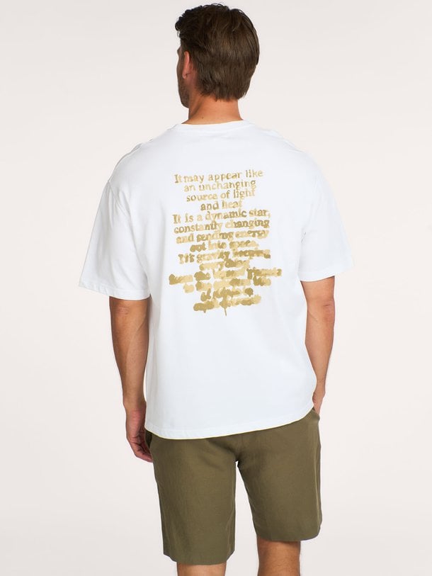 Samsoe Samsoe Sasteven T-Shirt 11725 Ontdek de SASTEVEN T-SHIRT 11725 van Samsoe Samsoe bij Orangebag. Op werkdagen voor 21:45 besteld, morgen in huis.