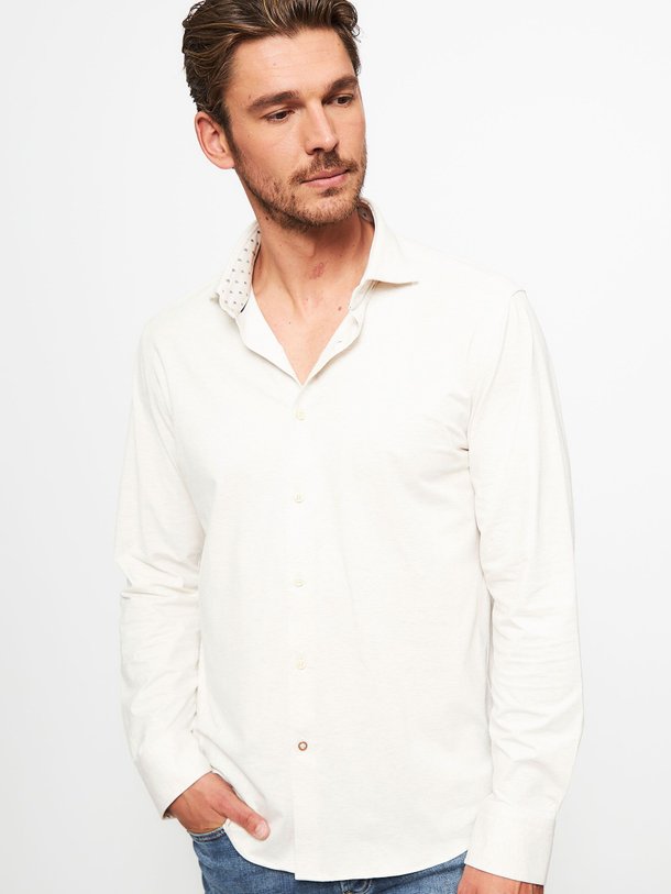 Ontdek de Katoenmix gemêleerd overhemd van Boss in de kleur ecru bij Orangebag. Op werkdagen voor 21:45 besteld, morgen in huis.