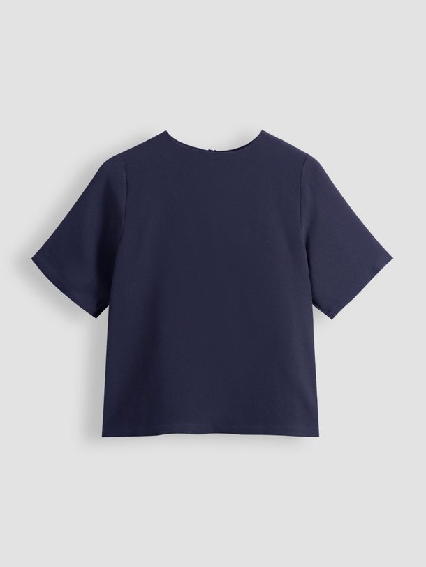 Ontdek de Geweven top van Closed in de kleur donkerblauw bij Orangebag. Op werkdagen voor 21:45 besteld, morgen in huis.