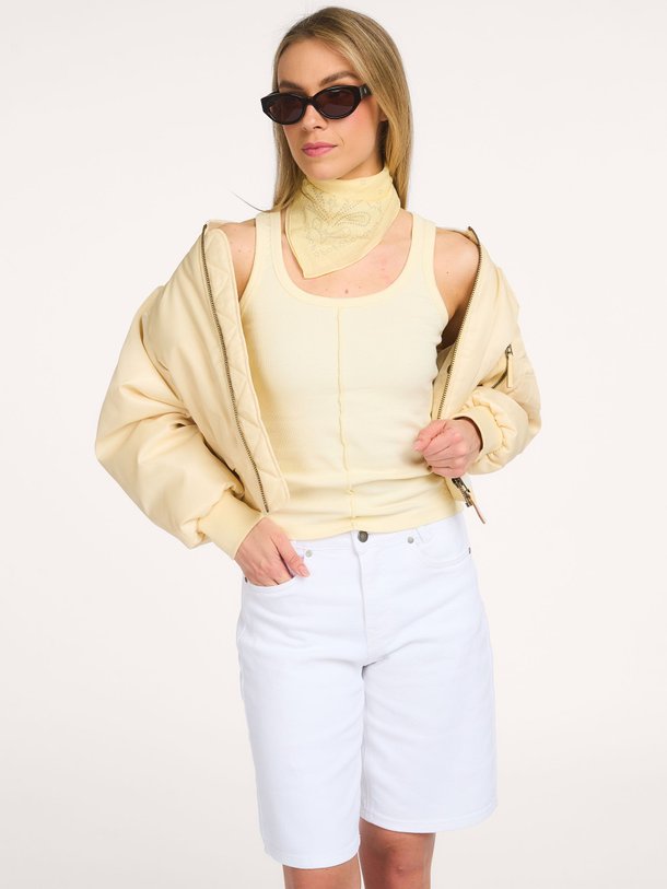 Ontdek de MWMandy RN Top van My Essential Wardrobe bij Orangebag. Op werkdagen voor 21:45 besteld, morgen in huis.