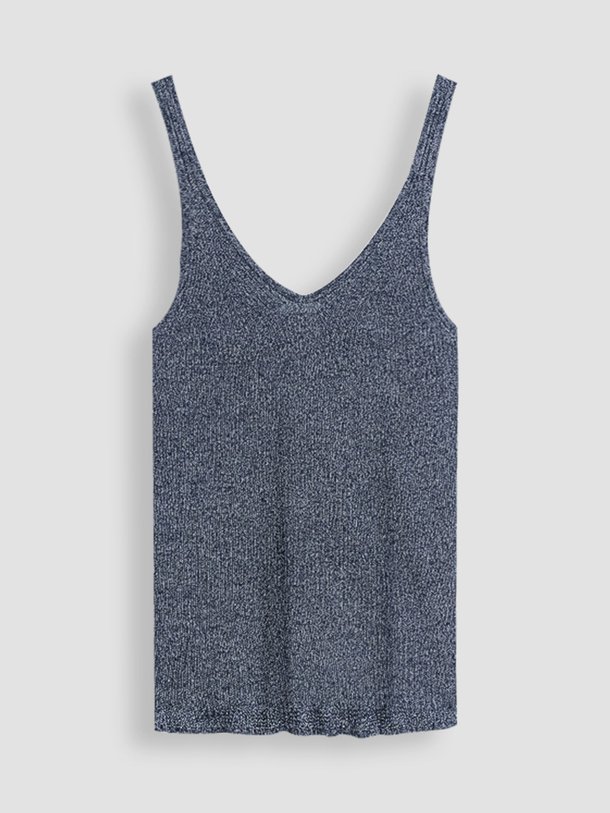 Ontdek de K195 Viscosemix gemêleerde top van Majestic Filatures in de kleur donkerblauw bij Orangebag. Op werkdagen voor 21:45 besteld, morgen in huis.