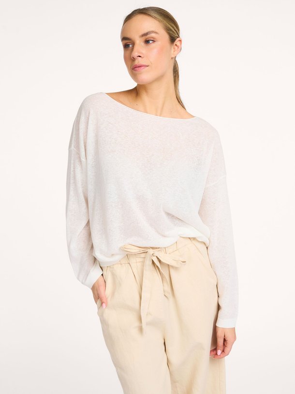 Ontdek de Gil katoenmix trui van Knit-ted in de kleur Wit bij Orangebag. Op werkdagen voor 21:45 besteld, morgen in huis.