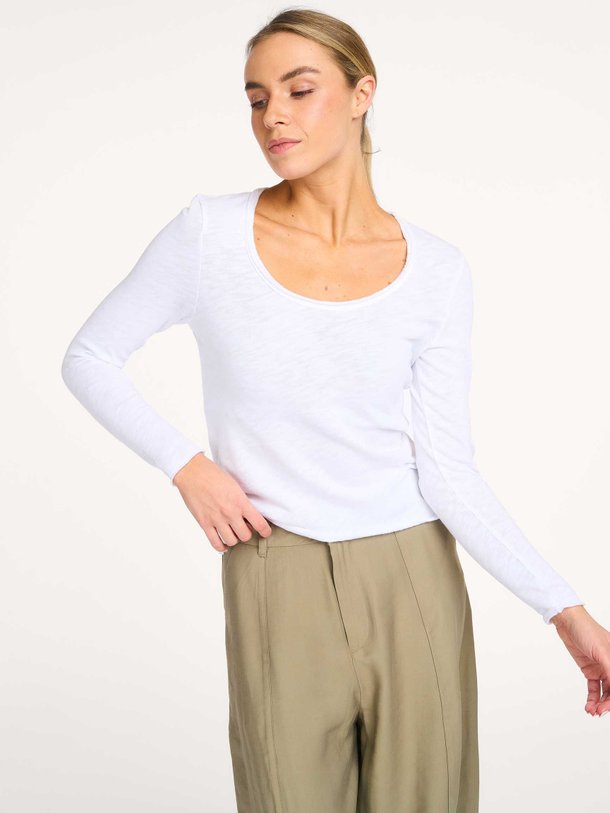Ontdek de Sonoma katoenen slub longsleeve van American Vintage in de kleur Wit bij Orangebag. Op werkdagen voor 21:45 besteld, morgen in huis.