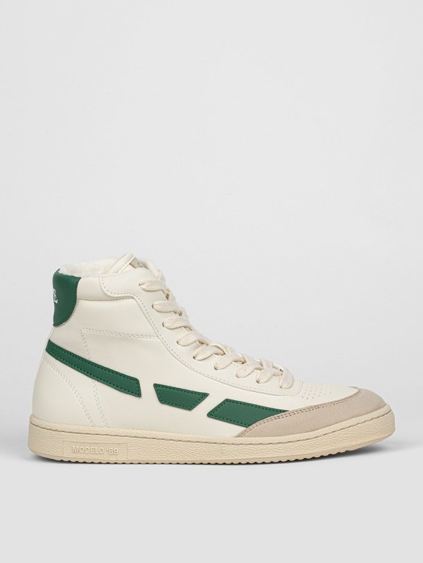 Ontdek de M89H leatherlook hoge sneakers van Saye in de kleur groen bij Orangebag. Op werkdagen voor 21:45 besteld, morgen in huis.