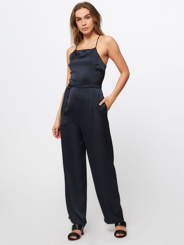 Ontdek de Savilla geweven jumpsuit van Samsoe Samsoe in de kleur donkerblauw bij Orangebag. Op werkdagen voor 21:45 besteld, morgen in huis.