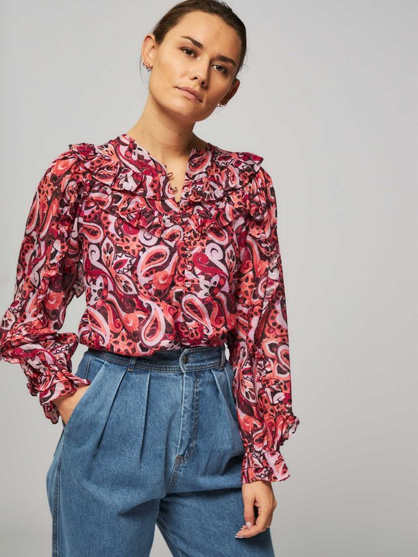 Ontdek de Bernadette katoen/zijdemix top met print van Magali Pascal in de kleur roze bij Orangebag. Op werkdagen voor 21:45 besteld, morgen in huis.