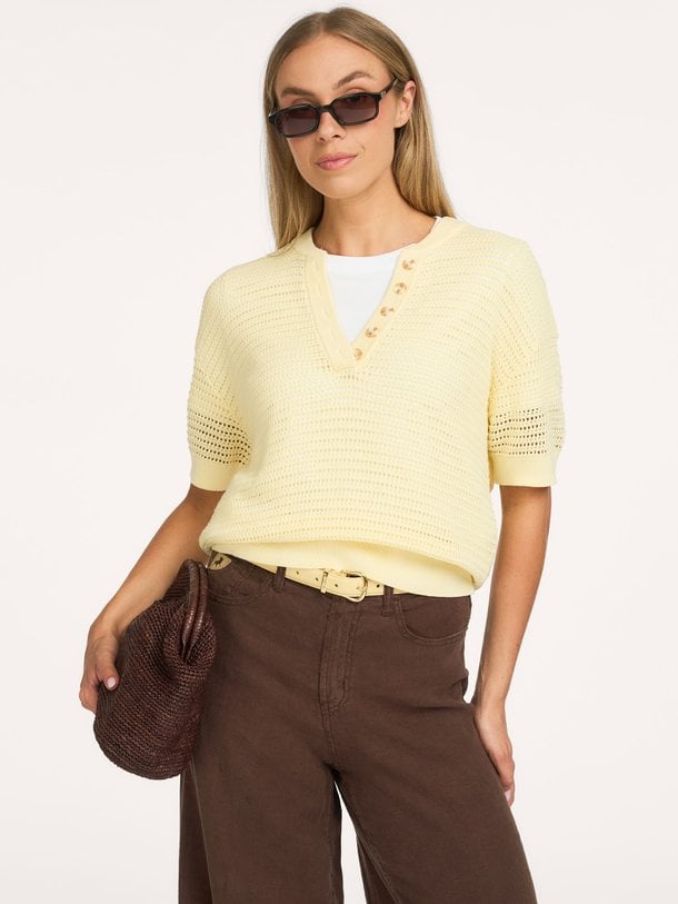 Varley Callie Knit Top Ontdek de CALLIE KNIT TOP van Varley bij Orangebag. Op werkdagen voor 21:45 besteld, morgen in huis.