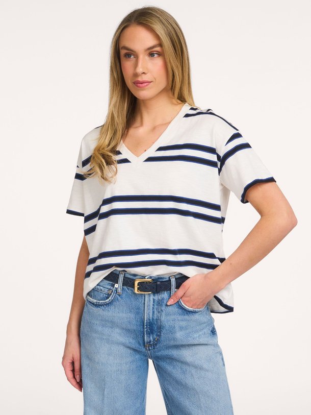 Ontdek de M619 organic cotton slub T-shirt van Majestic Filatures in de kleur Off-white bij Orangebag. Op werkdagen voor 21:45 besteld, morgen in huis.