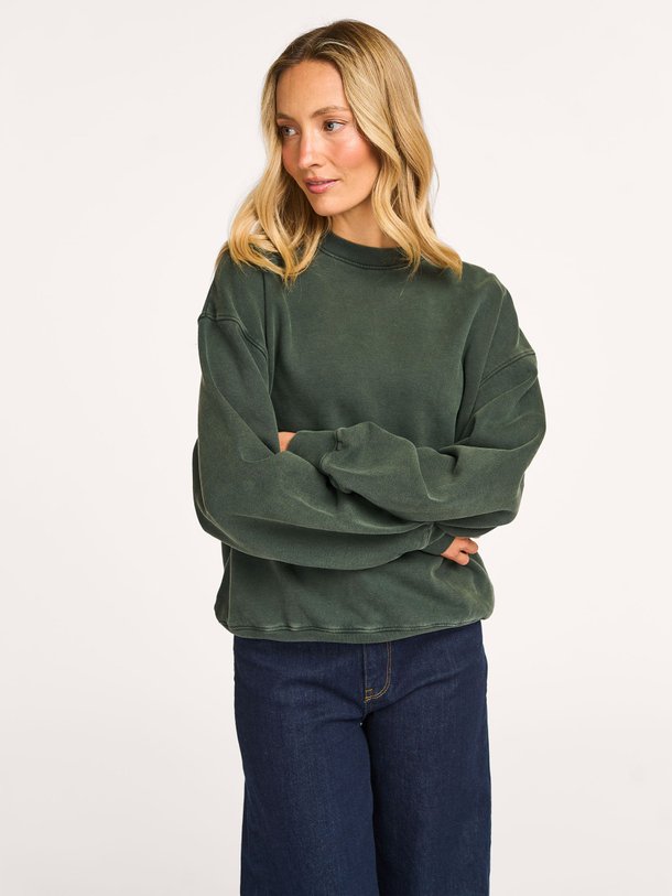 Ontdek de Unisex organic cotton oversized sweater van Colorful Standard in de kleur donkergroen bij Orangebag. Op werkdagen voor 21:45 besteld, morgen in huis.