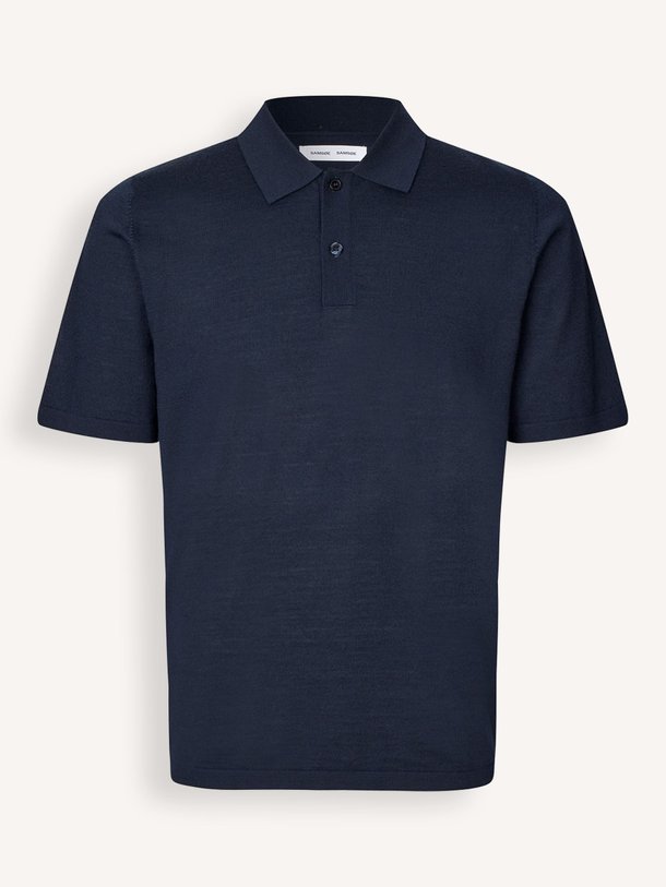 Ontdek de Sarowan merino wolmix polo van Samsoe Samsoe in de kleur donkerblauw bij Orangebag. Op werkdagen voor 21:45 besteld, morgen in huis.