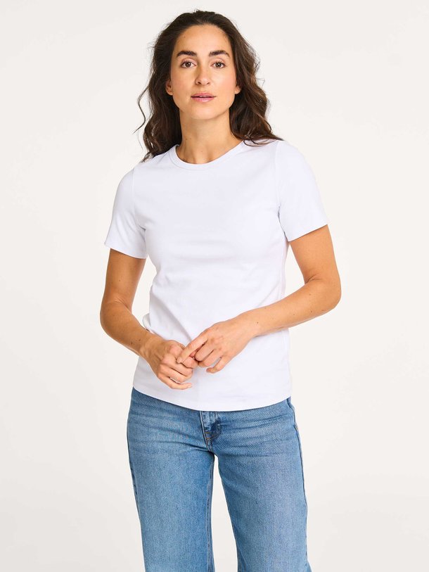 Ontdek de Katoenmix T-shirt van Yaya in de kleur wit bij Orangebag. Op werkdagen voor 21:45 besteld, morgen in huis.