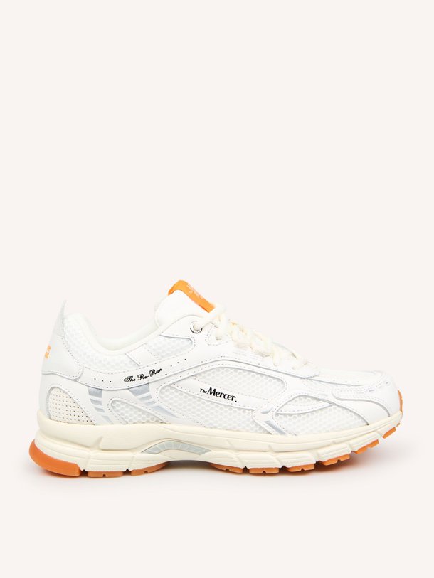 Ontdek de The Re-Run Summer mesh sneakers van Mercer Amsterdam in de kleur Oranje bij Orangebag. Op werkdagen voor 21:45 besteld, morgen in huis.