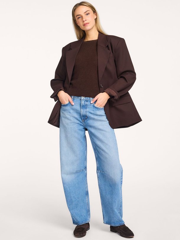 Ontdek de Miro Long barrel fit non-stretch jeans van Citizens of Humanity in de kleur Blauw bij Orangebag. Op werkdagen voor 21:45 besteld, morgen in huis.