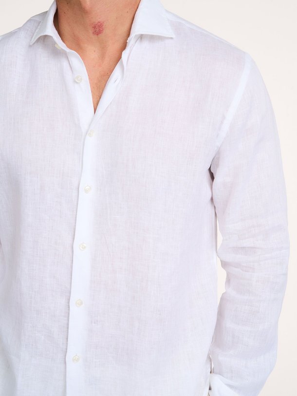 Ontdek de Camicia linnen overhemd van Xacus in de kleur Off-white bij Orangebag. Op werkdagen voor 21:45 besteld, morgen in huis.