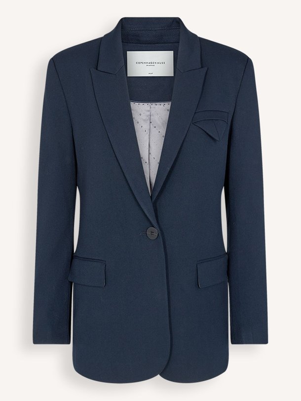 Ontdek de Tailor viscosemix blazer van Copenhagen Muse in de kleur donkerblauw bij Orangebag. Op werkdagen voor 21:45 besteld, morgen in huis.
