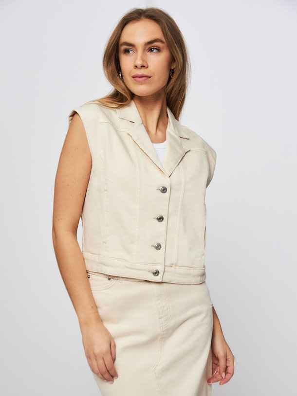 Ontdek de Denim gilet van Summum in de kleur ecru bij Orangebag. Op werkdagen voor 21:45 besteld, morgen in huis.