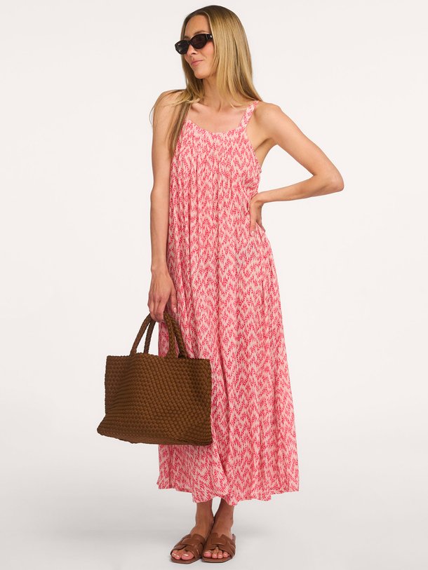 Ontdek de LungoLL Dress SL van Lollys Laundry bij Orangebag. Op werkdagen voor 21:45 besteld, morgen in huis.
