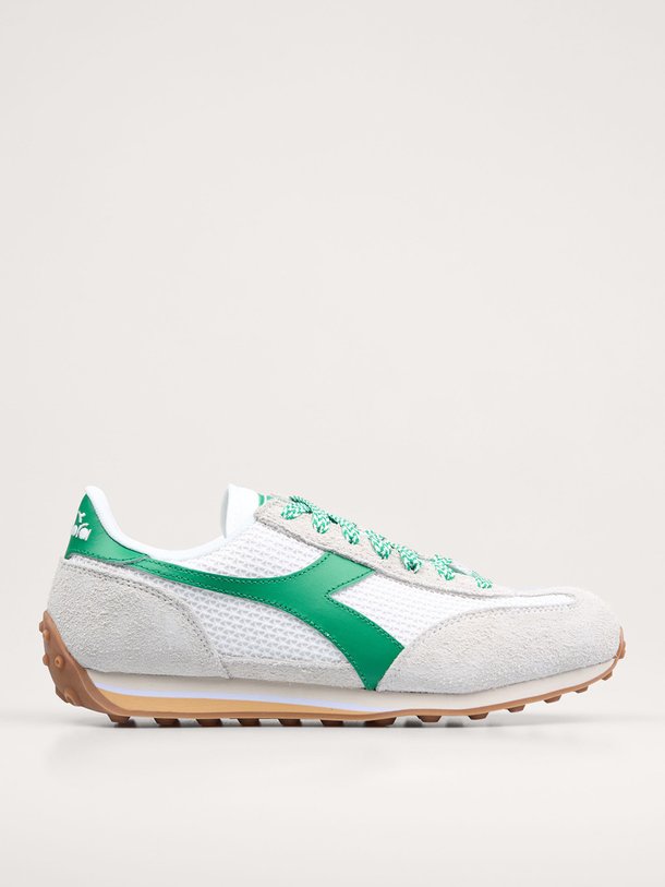 Ontdek de Rally suède sneakers met mesh van Diadora in de kleur groen bij Orangebag. Op werkdagen voor 21:45 besteld, morgen in huis.