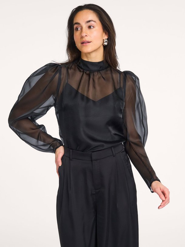 Ontdek de Ocean geweven top van Dante 6 in de kleur Zwart bij Orangebag. Op werkdagen voor 21:45 besteld, morgen in huis.