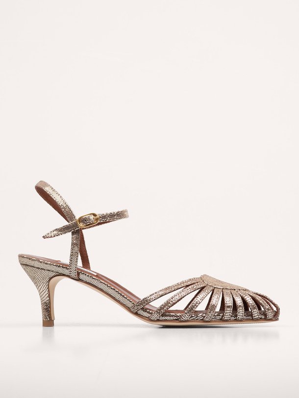 Ontdek de Keesha, lederen metallic sandalen van Anonymous Copenhagen bij Orangebag. Op werkdagen voor 21:45 besteld, morgen in huis.