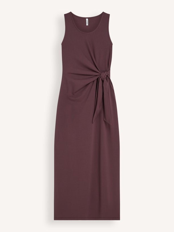 Ontdek de Dress Cotton elastane heavy van Summum bij Orangebag. Op werkdagen voor 21:45 besteld, morgen in huis.