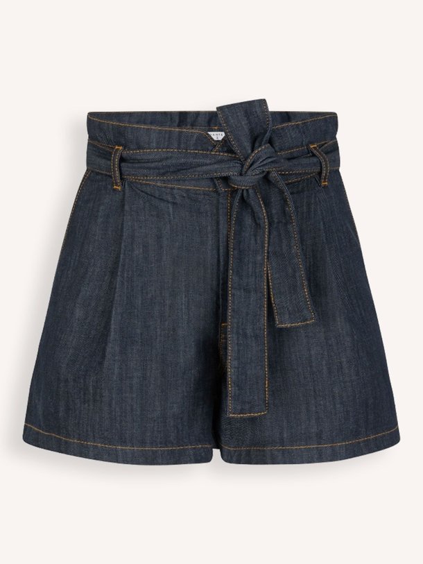 Ontdek de Slater high waist relaxed fit short van Dante 6 in de kleur donkerblauw bij Orangebag. Op werkdagen voor 21:45 besteld, morgen in huis.