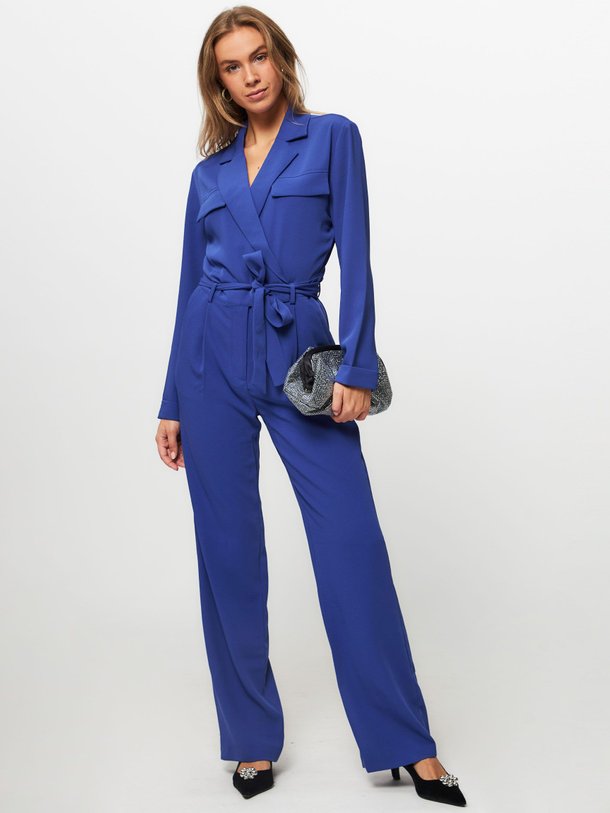 Ontdek de Yael viscosemix jumpsuit van Freebird in de kleur blauw bij Orangebag. Op werkdagen voor 21:45 besteld, morgen in huis.