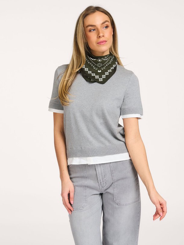 Ontdek de Modalmix top van Yaya in de kleur Grijs bij Orangebag. Op werkdagen voor 21:45 besteld, morgen in huis.