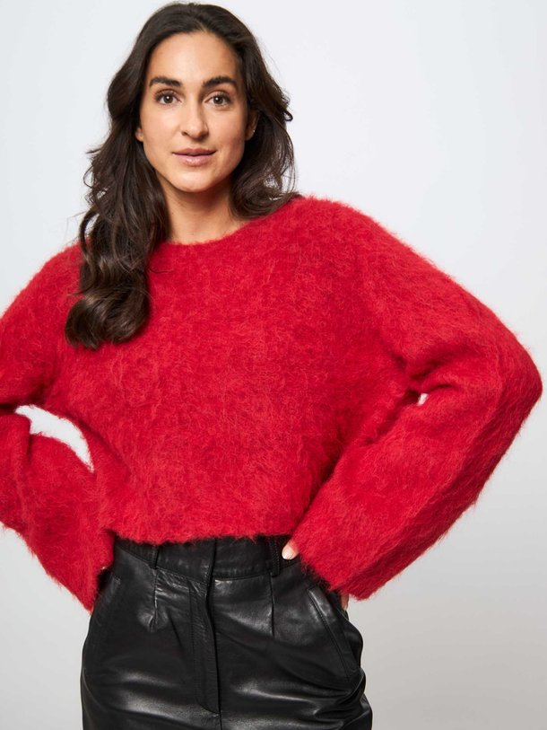 Ontdek de Safi alpacamix cropped trui van Gestuz in de kleur rood bij Orangebag. Op werkdagen voor 21:45 besteld, morgen in huis.