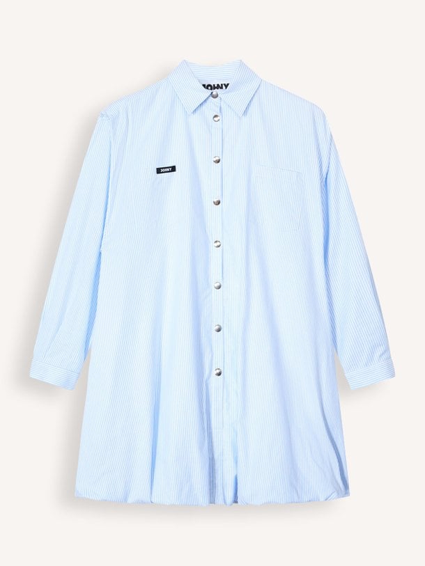 Ontdek de Sofia katoenen gestreepte jurk van Johny in de kleur Blauw bij Orangebag. Op werkdagen voor 21:45 besteld, morgen in huis.
