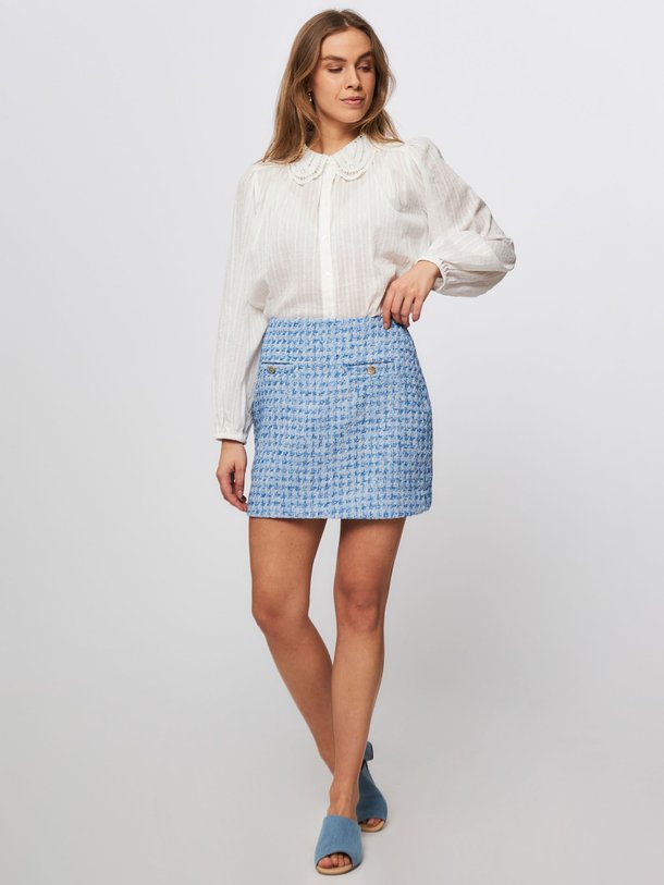 Ontdek de Flor geweven rok van Suncoo in de kleur blauw bij Orangebag. Op werkdagen voor 21:45 besteld, morgen in huis.