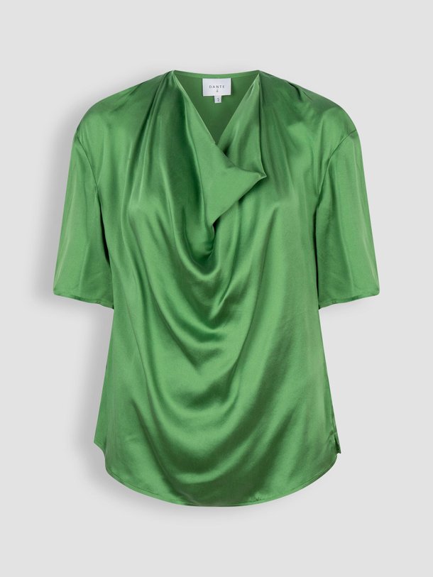 Ontdek de Keswick zijdemix top van Dante 6 in de kleur groen bij Orangebag. Op werkdagen voor 21:45 besteld, morgen in huis.