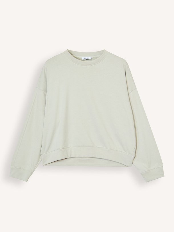 Ontdek de Svea organic cotton sweater van Knit-ted in de kleur Groen bij Orangebag. Op werkdagen voor 21:45 besteld, morgen in huis.