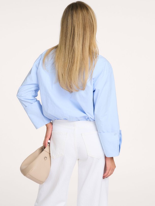 Ontdek de Katoenen top van Yaya in de kleur IJsblauw bij Orangebag. Op werkdagen voor 21:45 besteld, morgen in huis.