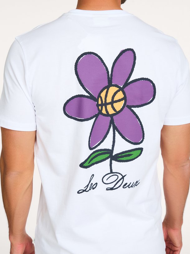 Ontdek de Flower T-Shirt van Les Deux bij Orangebag. Op werkdagen voor 21:45 besteld, morgen in huis.