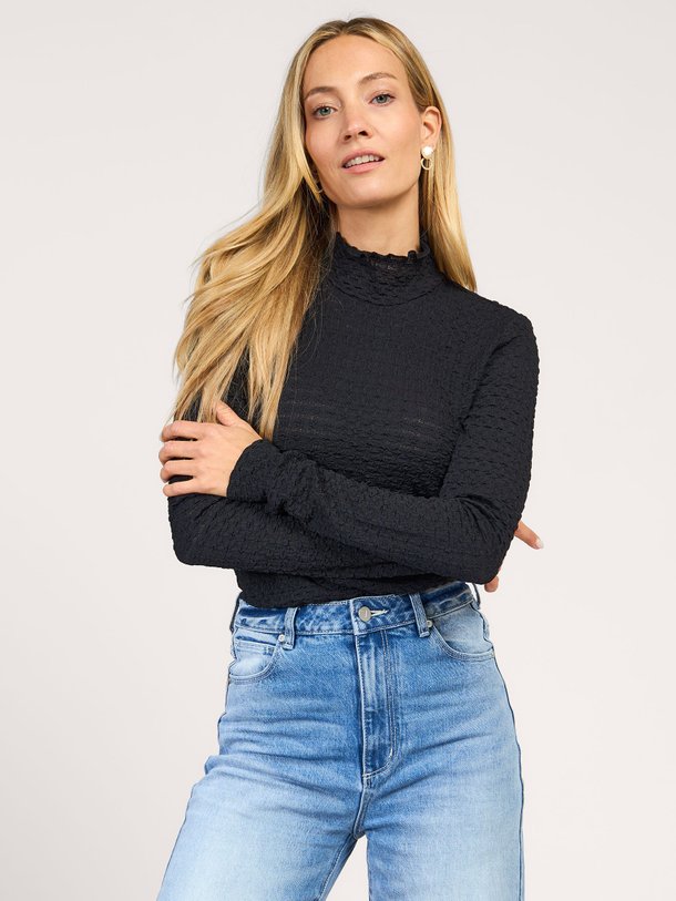 Ontdek de Zane elastische top met structuur van Dante 6 in de kleur zwart bij Orangebag. Op werkdagen voor 21:45 besteld, morgen in huis.