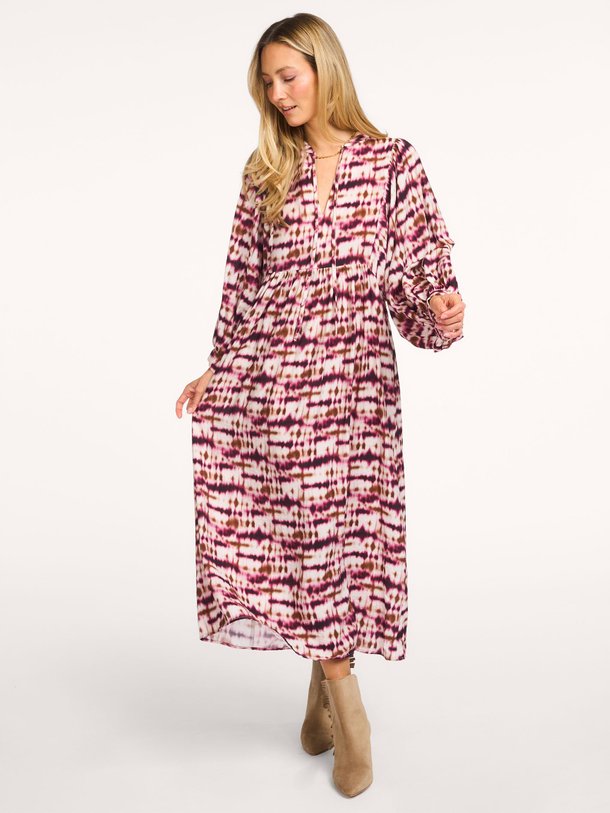 Ontdek de Demba viscose maxi jurk met print van La Fee Maraboutee in de kleur Ecru bij Orangebag. Op werkdagen voor 21:45 besteld, morgen in huis.