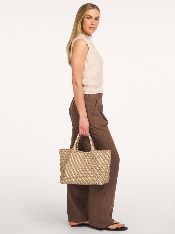 Ontdek de Top van No Man's Land bij Orangebag. Op werkdagen voor 21:45 besteld, morgen in huis.