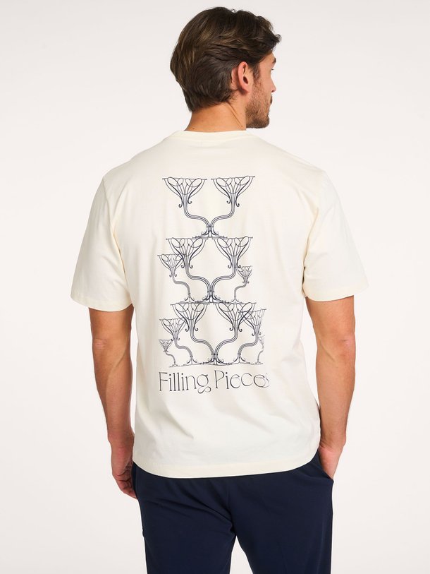 Ontdek de Organic cotton T-shirt met print van Filling Pieces in de kleur Crème bij Orangebag. Op werkdagen voor 21:45 besteld, morgen in huis.