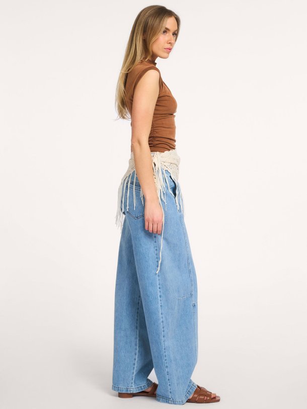 Ontdek de Camilla jersey top van Co'Couture in de kleur Bruin bij Orangebag. Op werkdagen voor 21:45 besteld, morgen in huis.