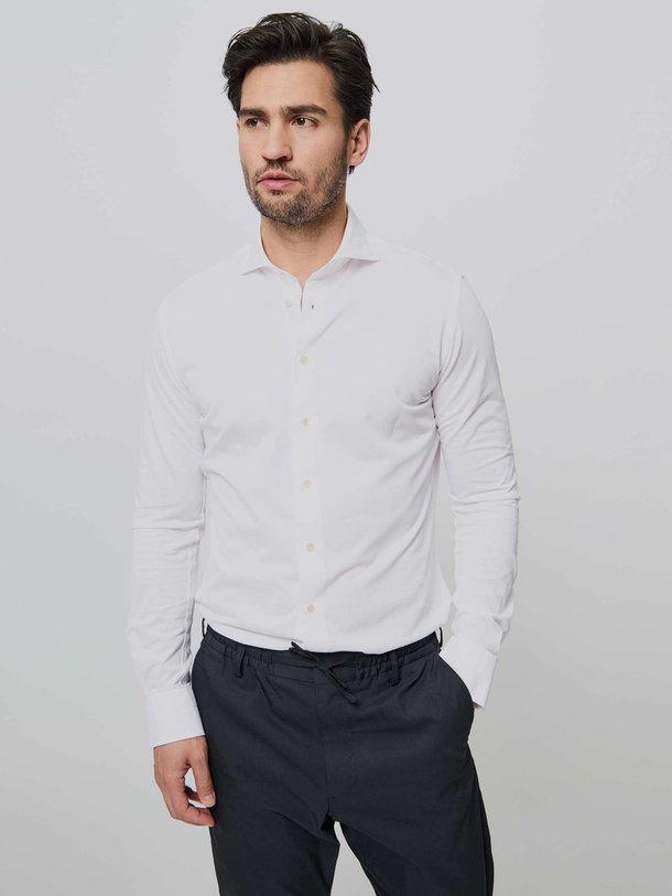 Ontdek de Japanese knitted overhemd van Profuomo in de kleur wit bij Orangebag. Op werkdagen voor 21:45 besteld, morgen in huis.