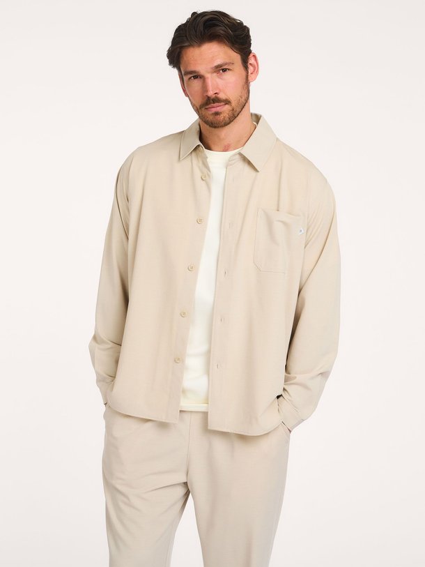 Ontdek de Marvik wolmix overhemd van Law of the Sea in de kleur Beige bij Orangebag. Op werkdagen voor 21:45 besteld, morgen in huis.